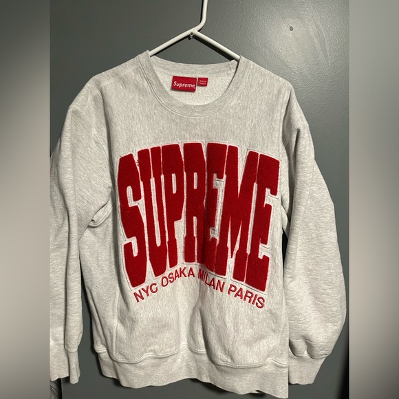 トップス SUPREME Cities Arc Crewneck Supreme Cities Arc Crewneck (FW21) - $158